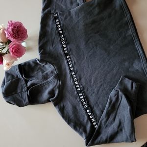 Gray under Armour crop hoodie